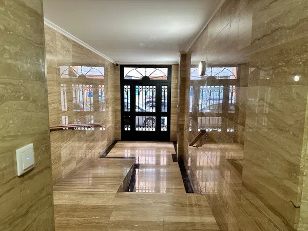 Piso en calle Navarro Cabanes, 43 - Foto 3