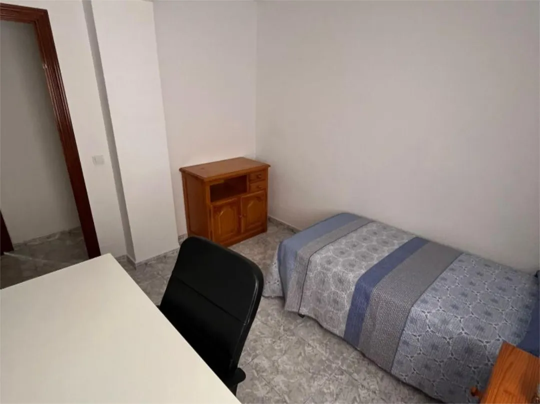 Piso en  Calle José Ortega Luque 17 - Foto 18