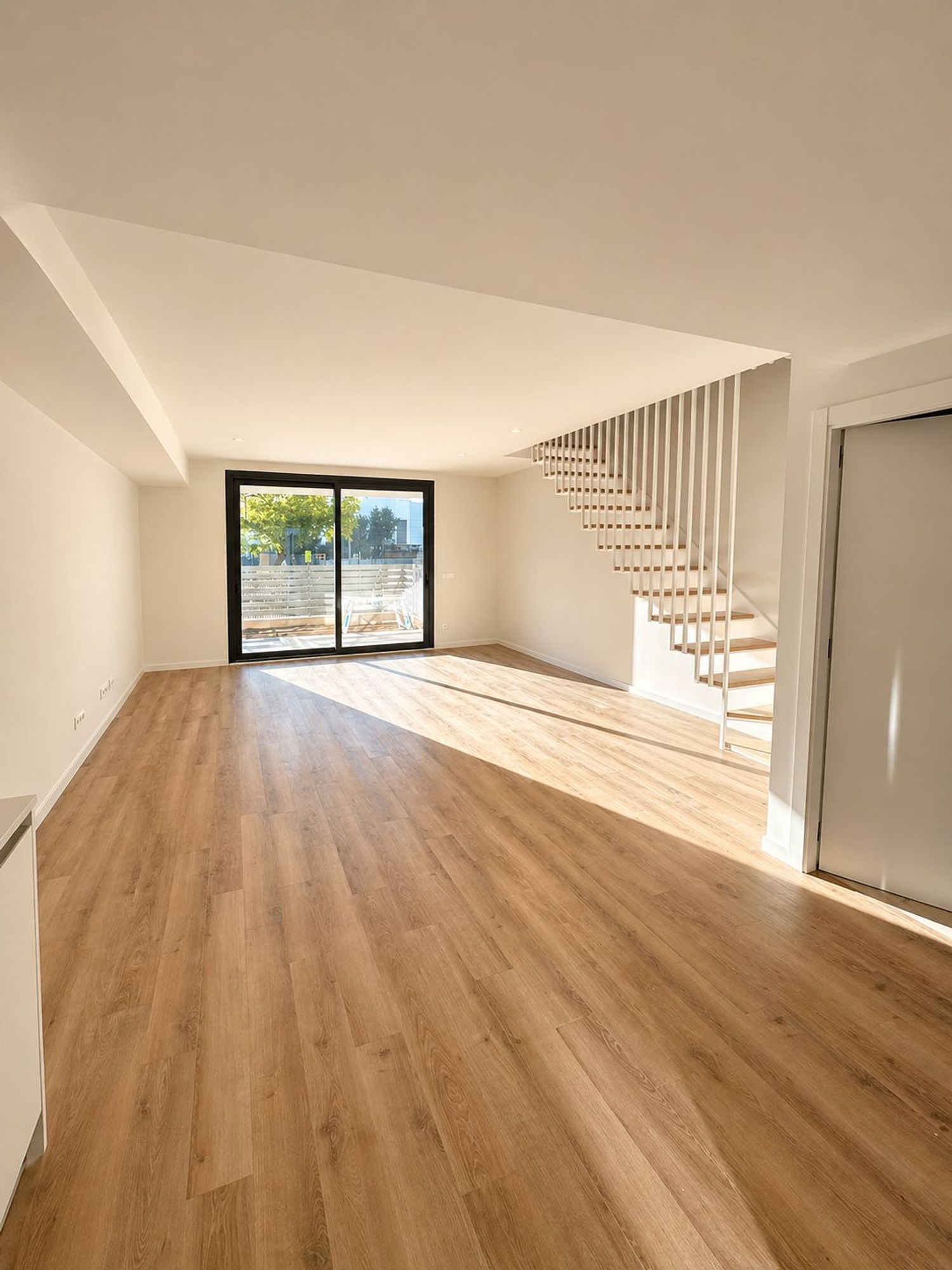 Chalet adosado en Avenida Cortes de Medio s/n - Foto 14