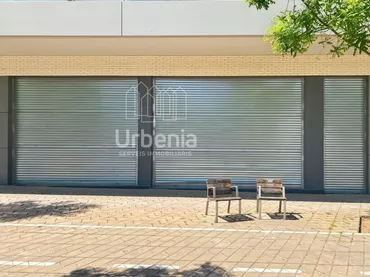Local comercial en Badalona - Foto 3