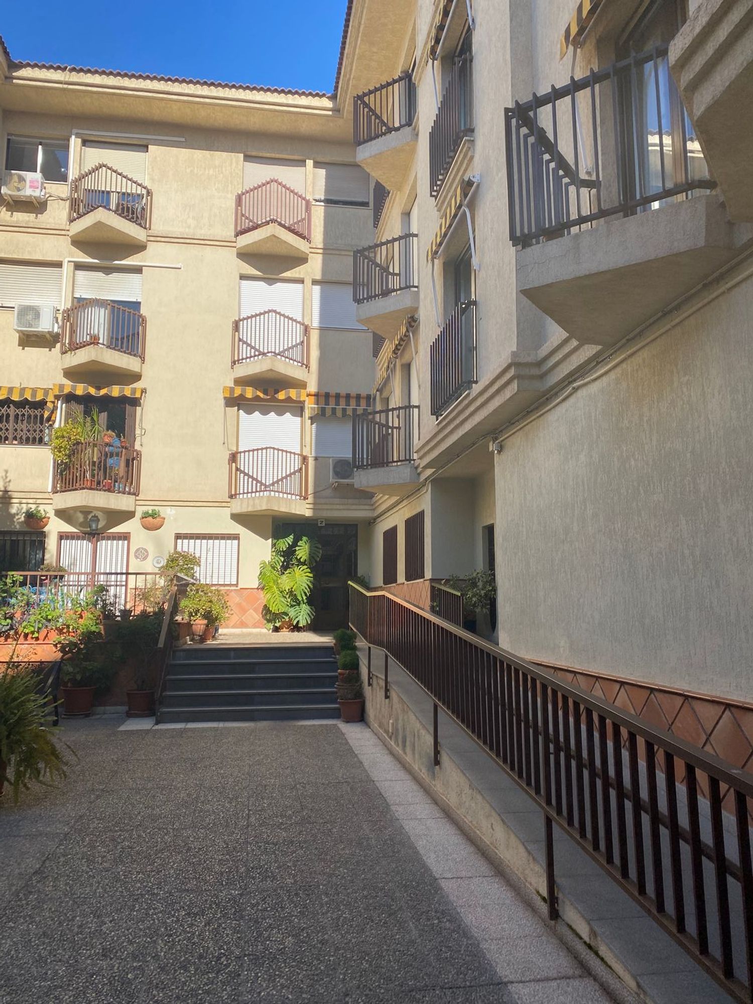 Piso en Calle Buensuceso, 22 , puerta primera, 2ºb, Recogidas - Foto 2