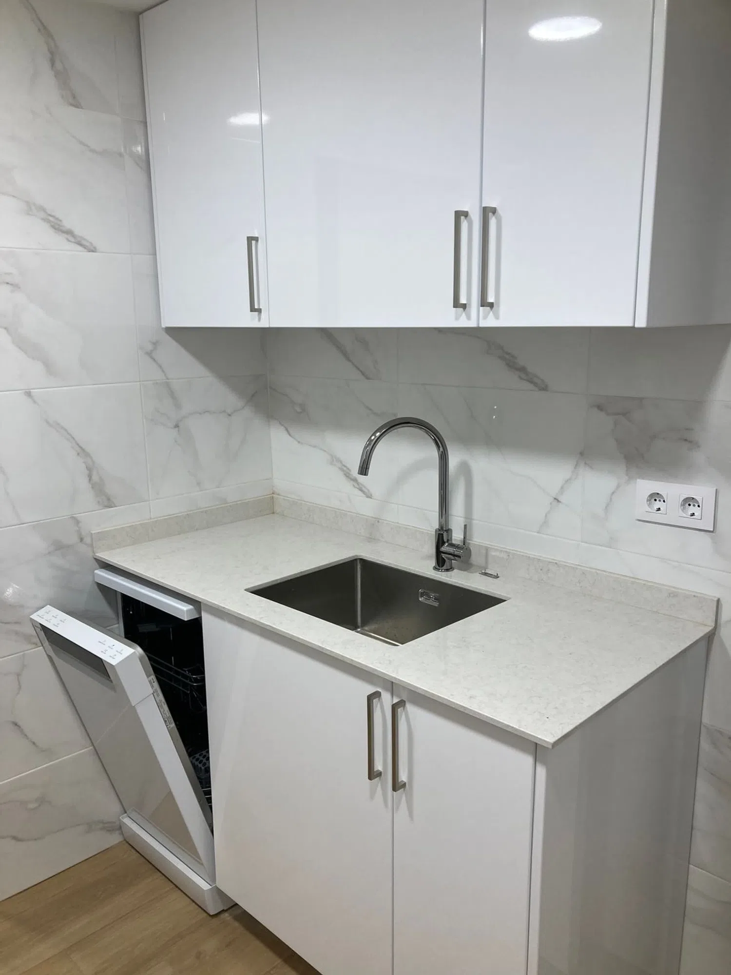 Piso en calle del Pintor Parra, 10 - Foto 3