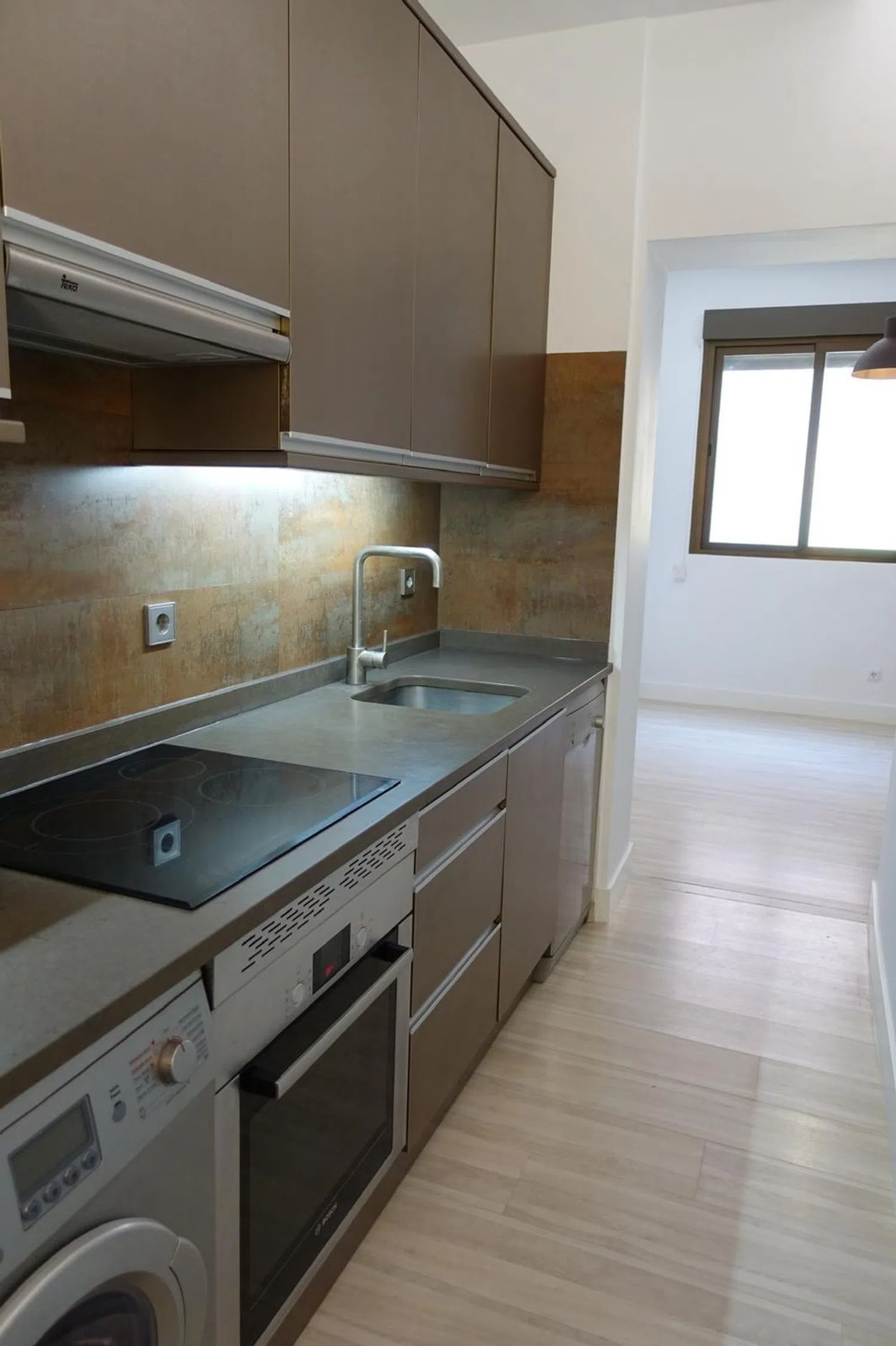 Estudio en calle de Jesús del Gran Poder, 12 - Foto 2