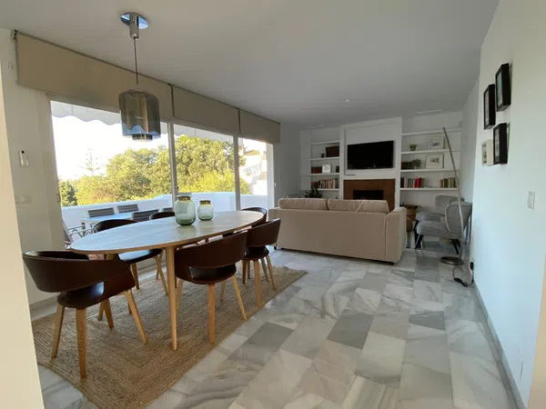 Piso en calle Alcornoque, 12