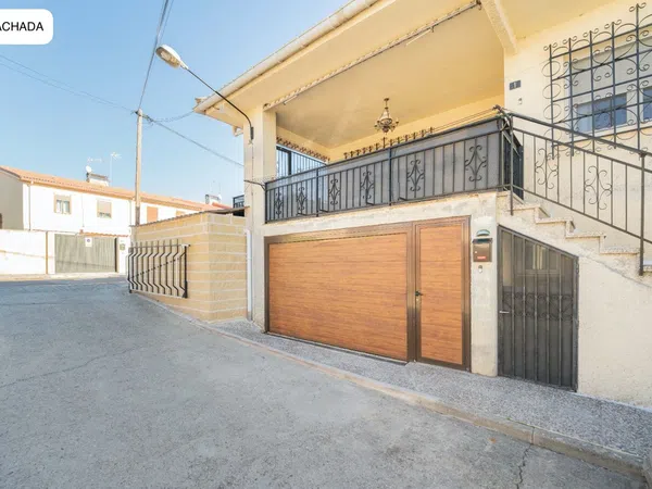 Chalet pareado en Travesía San Sebastián, 1 - Foto 1