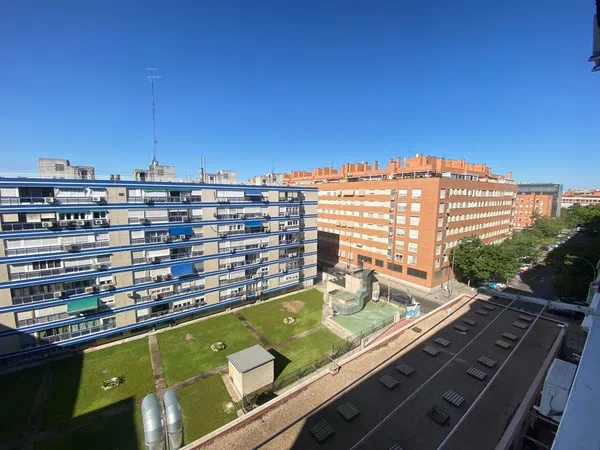 Piso en Avenida de la Ciudad de Barcelona, Adelfas - Foto 2