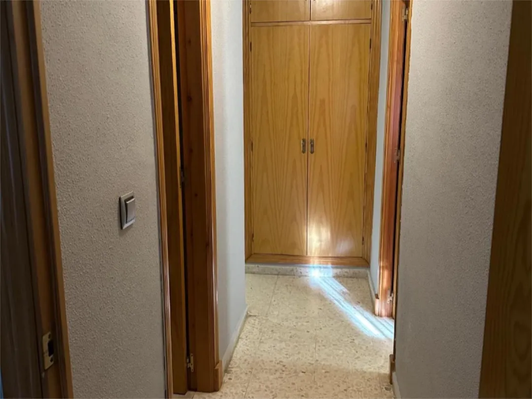 Piso en  Avenida de Medina Sidonia 7 - Foto 9