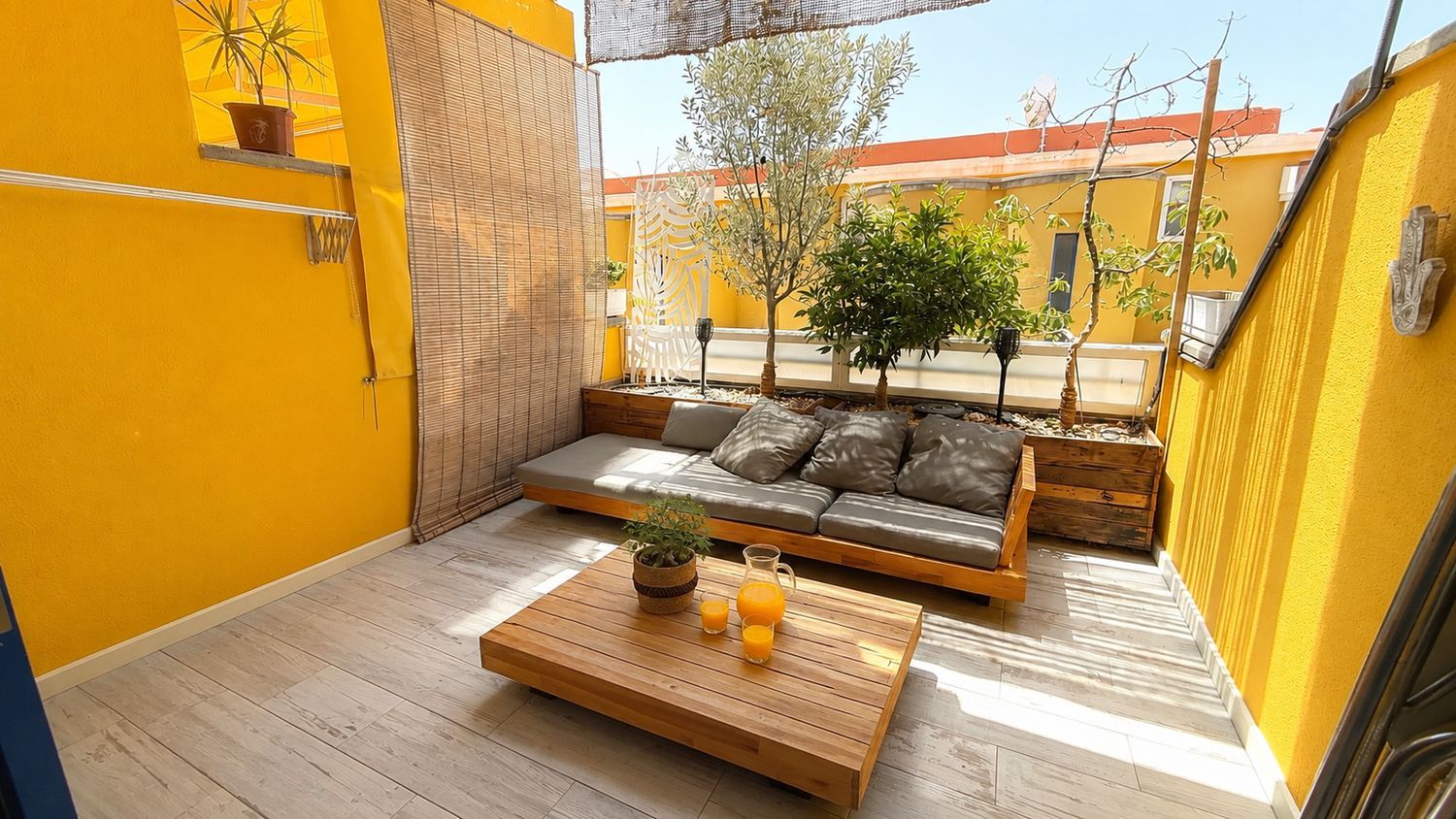 Chalet adosado en Calle Einstein, 95 - Foto 3