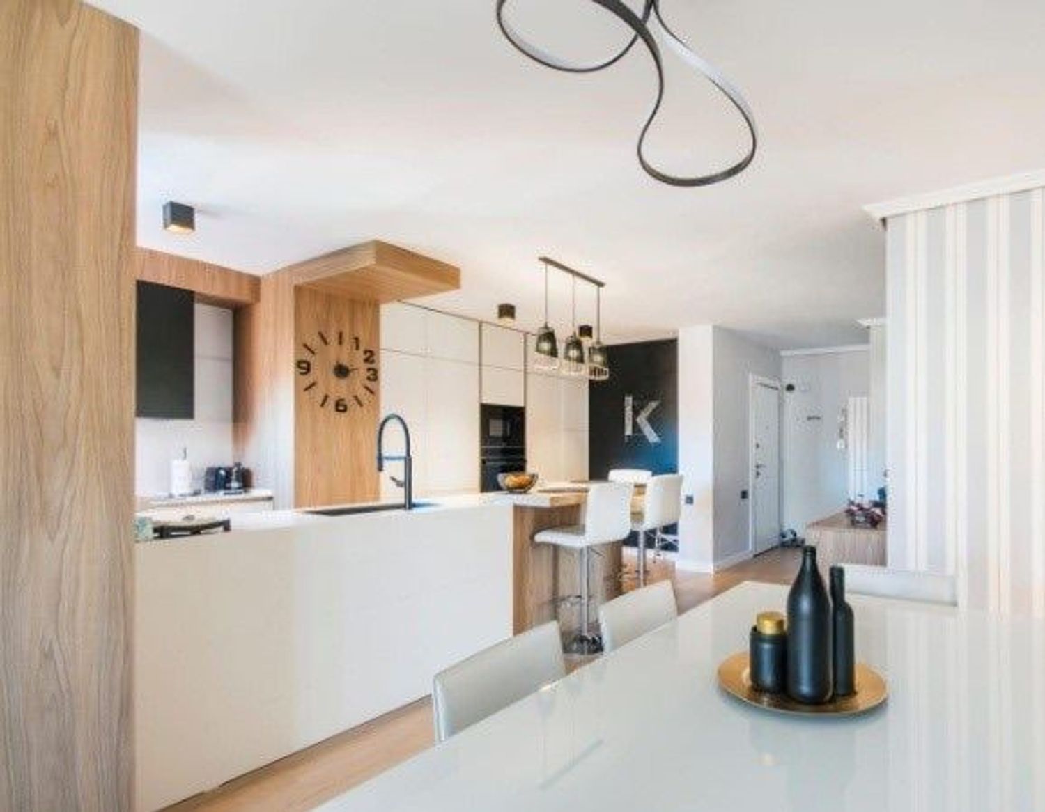 Piso en calle de Santiago de Compostela, 28 - Foto 1