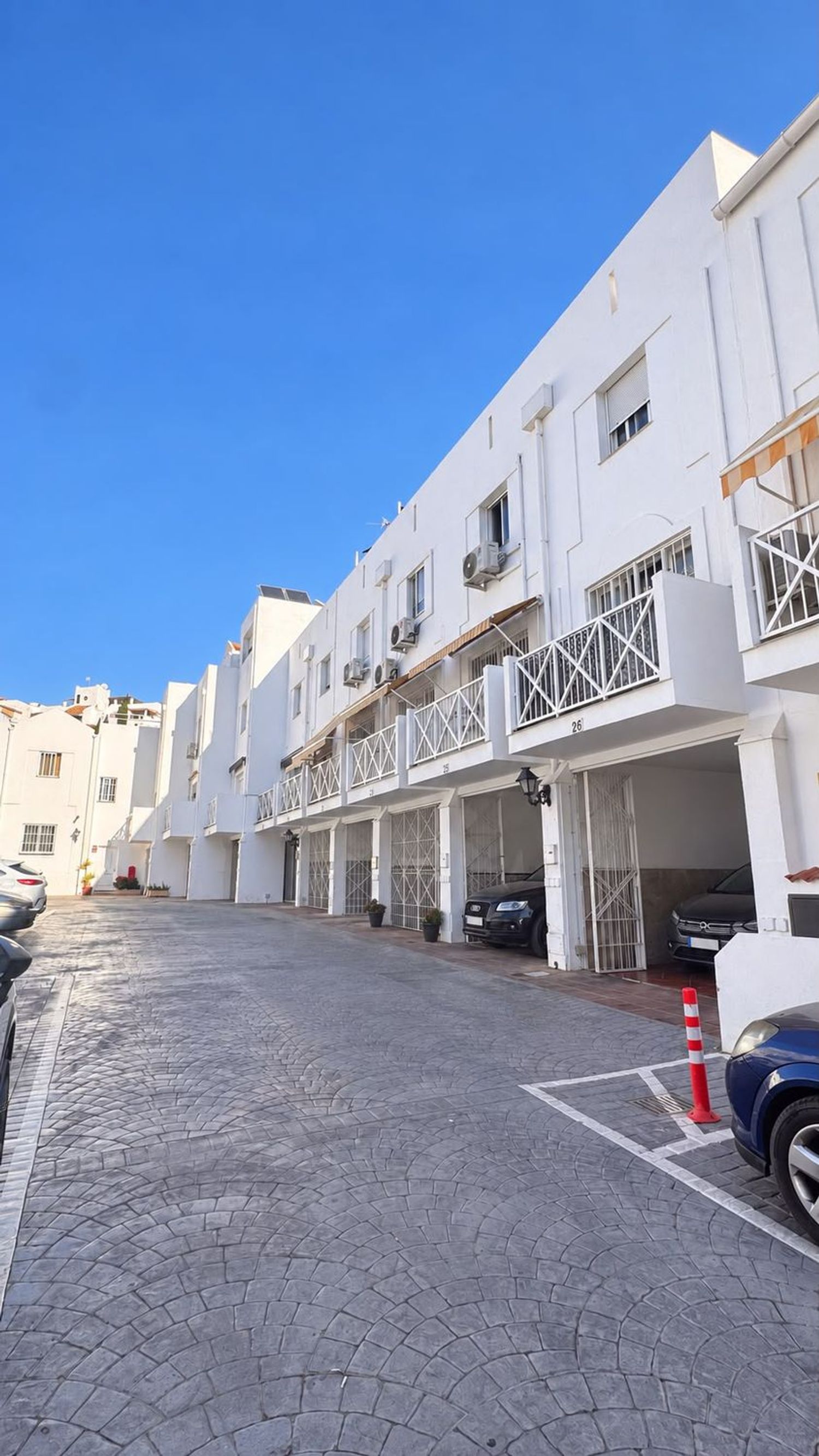 Chalet adosado en Avenida Palma de Mallorca, 64, El Bajondillo, El Bajondillo - Foto 2