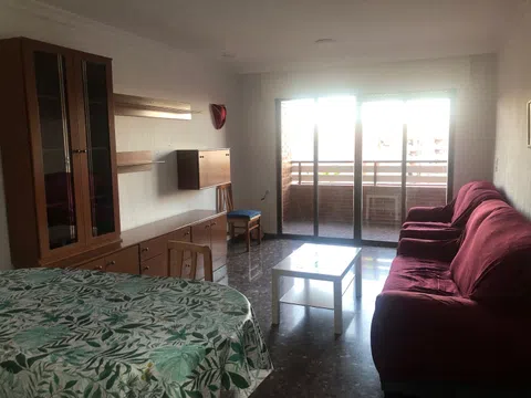 Piso en avenida Juan Carlos I, 10