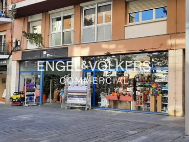 Local comercial en Sant Cugat del Vallès - Foto 1