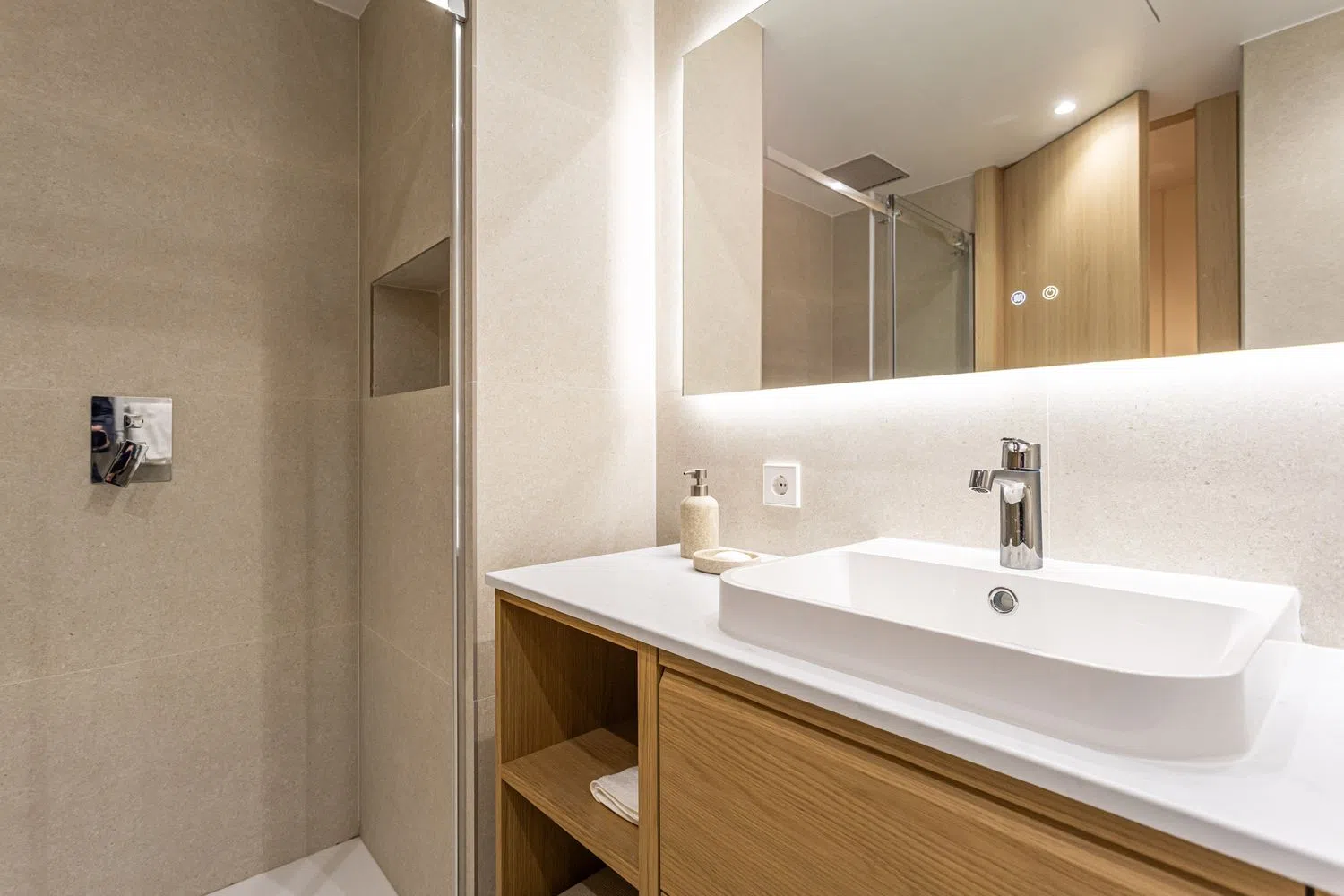 Piso en Barrio San Juan Bautista - Foto 31