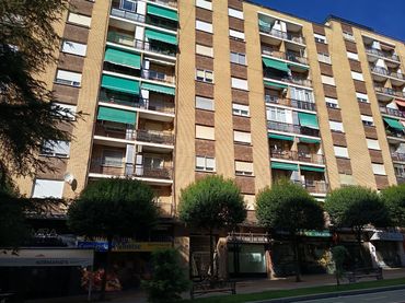 Piso en  Avenida de Alfonso VI 12 - Foto 2