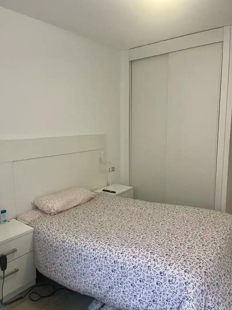 Piso en  Calle Emiliano Gómez Sevillano 5 - Foto 9