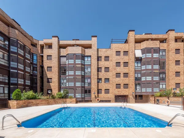 Piso en calle Ana María Matute