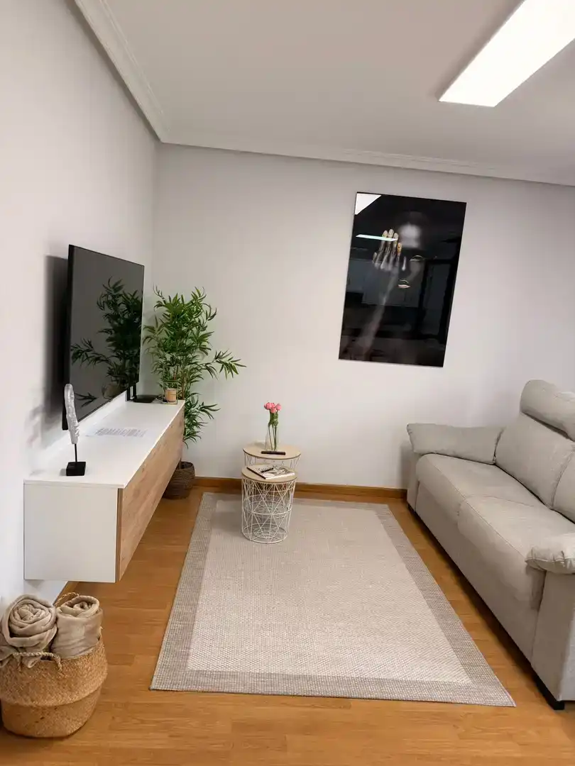 Apartamento en  Calle Picu Fontanielles 3 - Foto 3