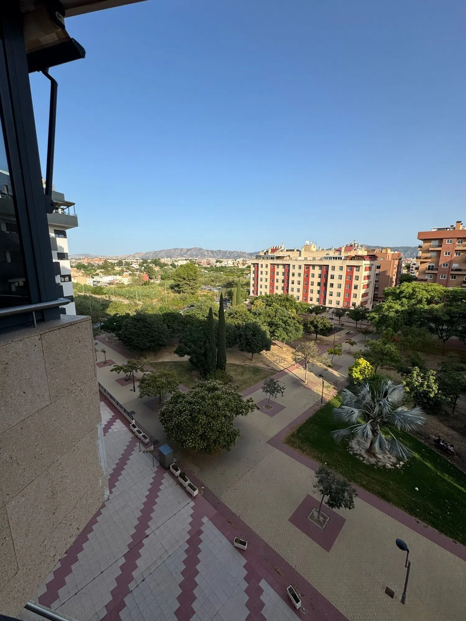 Piso en avenida Don Juan de Borbon, 98 - Foto 1