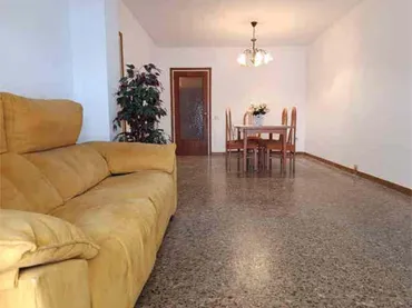 Piso en Estación Renfe - Foto 2