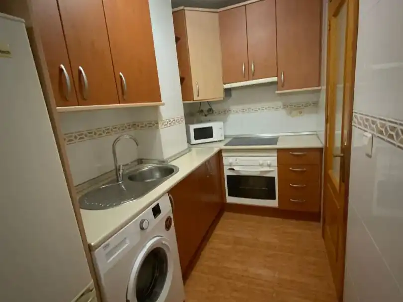 Piso en  Calle Andres de Castro 64 - Foto 7