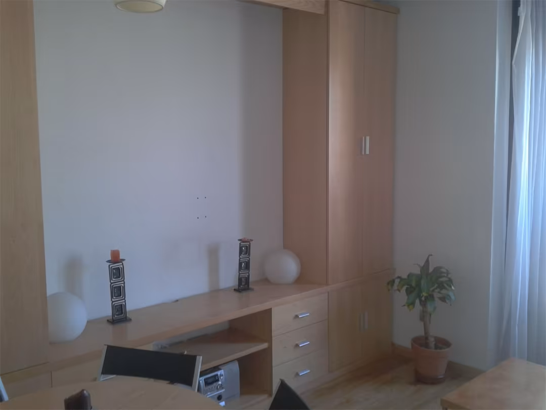 Piso en  Calle de Belfast 13 - Foto 3