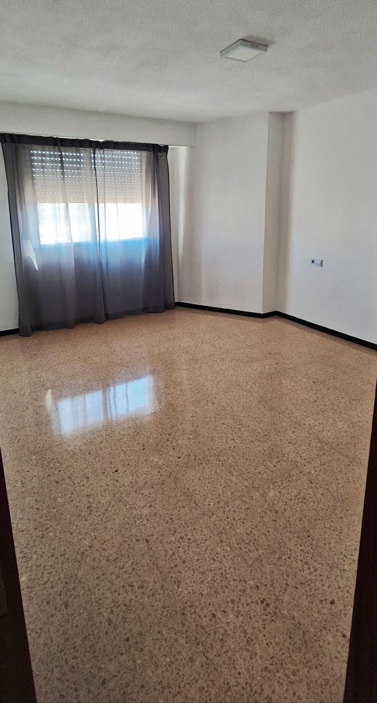 Piso en Calle Malilla, 78 - Foto 2