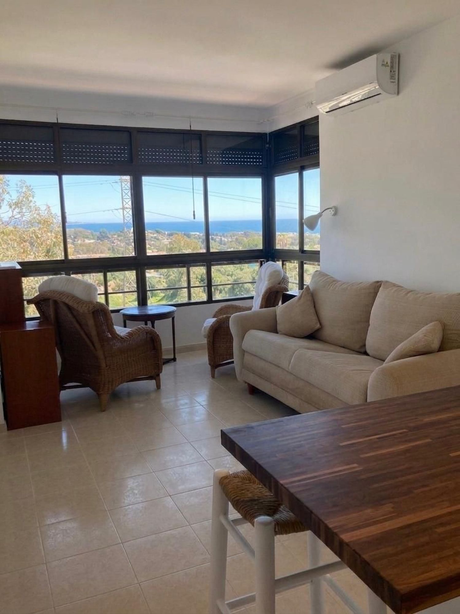 Estudio en de las Torres Nueva Andalucía s/n - Foto 2