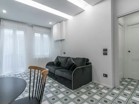 Piso en calle de Villarroel, 144