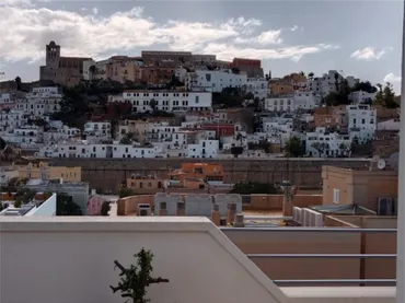 Piso en  Avinguda de Bartomeu de Roselló 5 - Foto 1