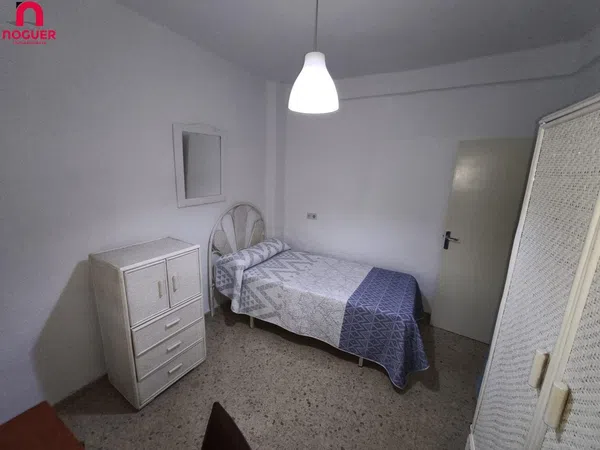 Piso en Ciudad Jardín - Foto 1