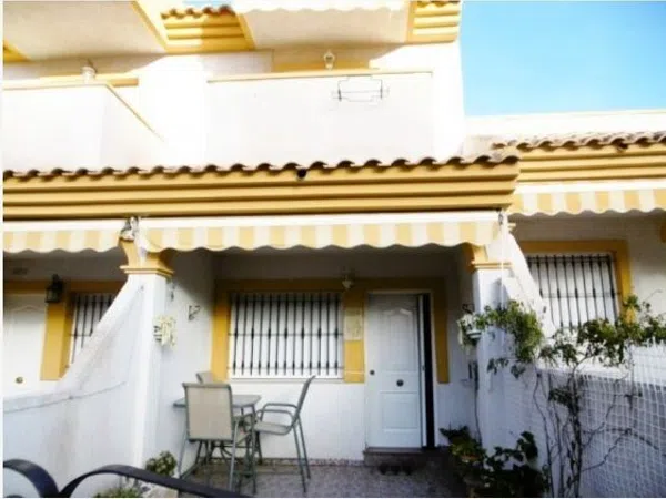 Chalet adosado en Calle Rey Indibil, 25, Playa Honda-Playa Paraíso - Foto 1