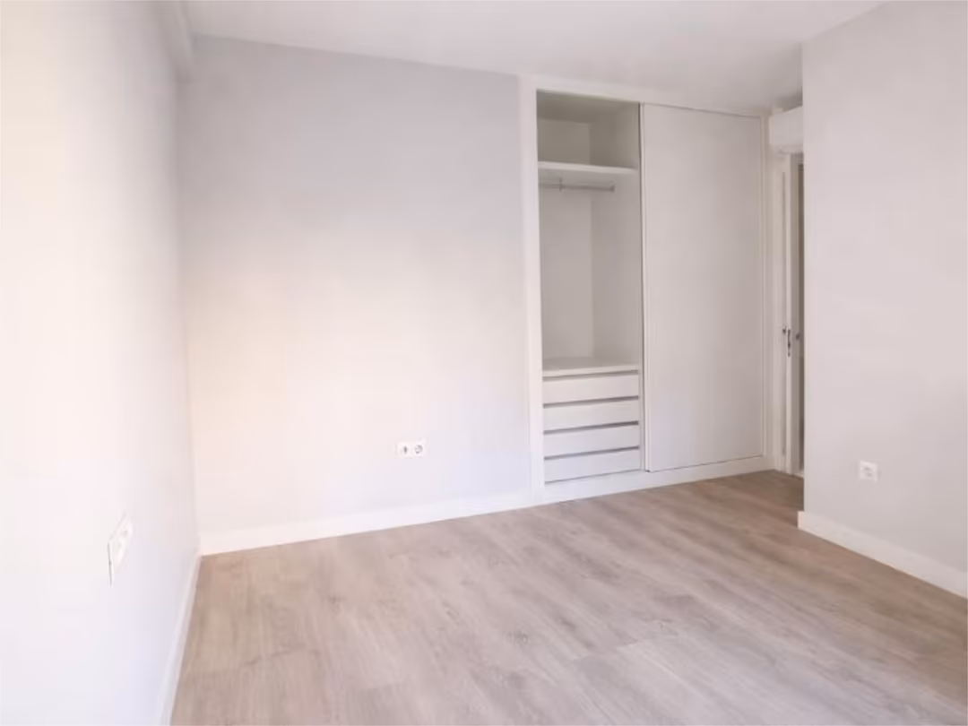 Piso en  Calle Marcos de Obregón 1 - Foto 8