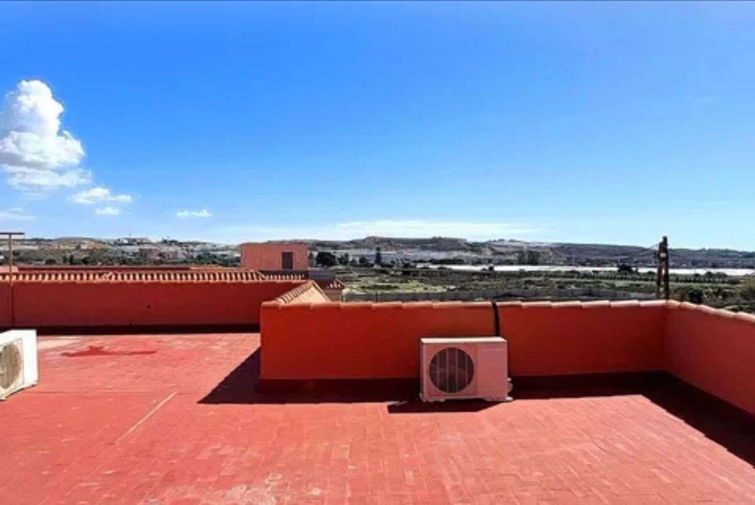 Chalet adosado en Calle Almazara, 33 - Foto 2