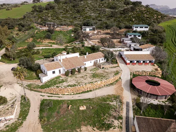 Finca rústica en Via Villanueva de la Concepción s/n - Foto 1