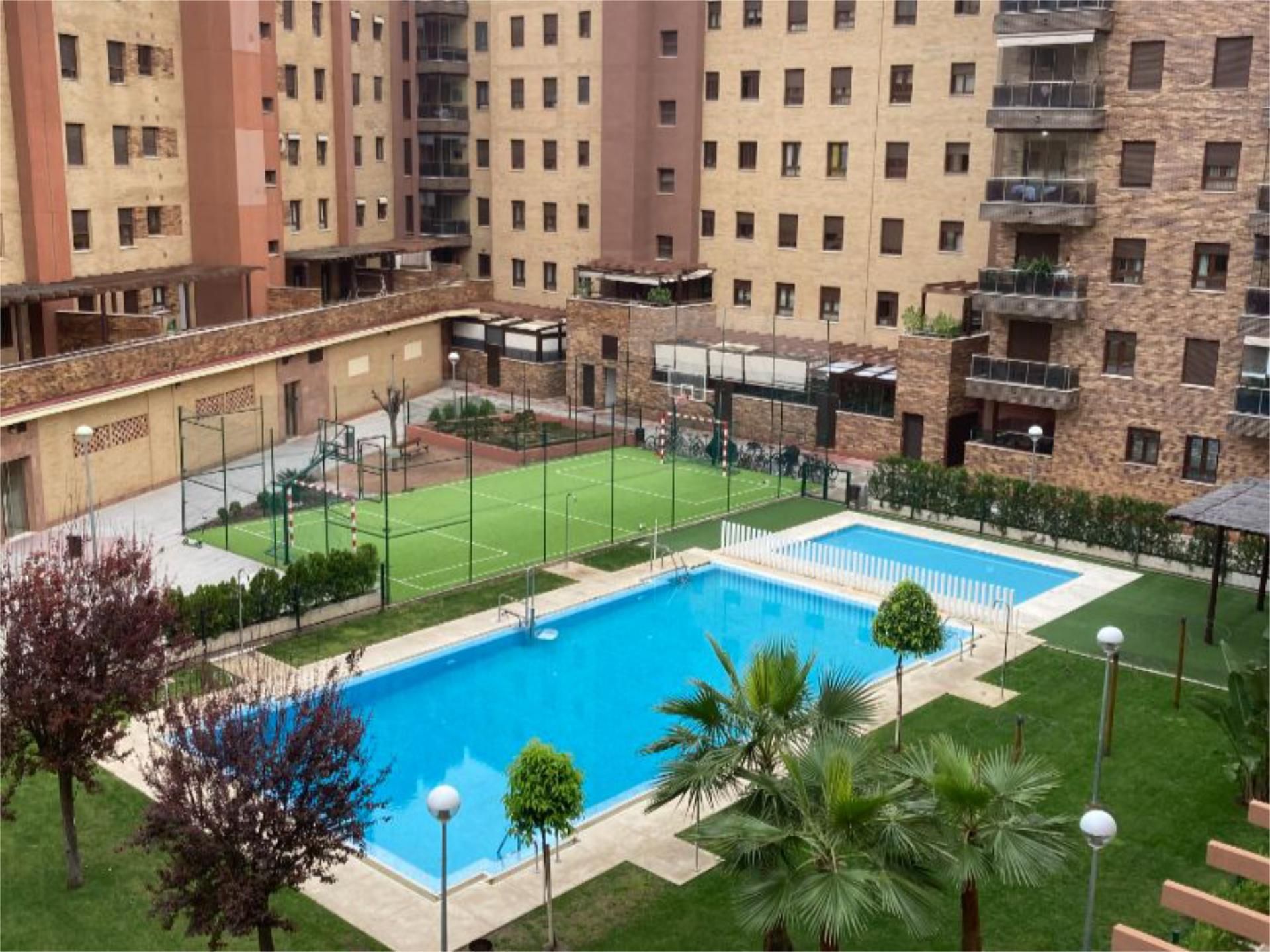 Piso en  Calle Escritor Conde de Zamora 10