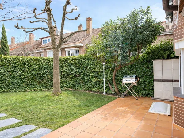 Chalet adosado en Urb. nuevo gales Barrio Monte Rozas - Foto 3