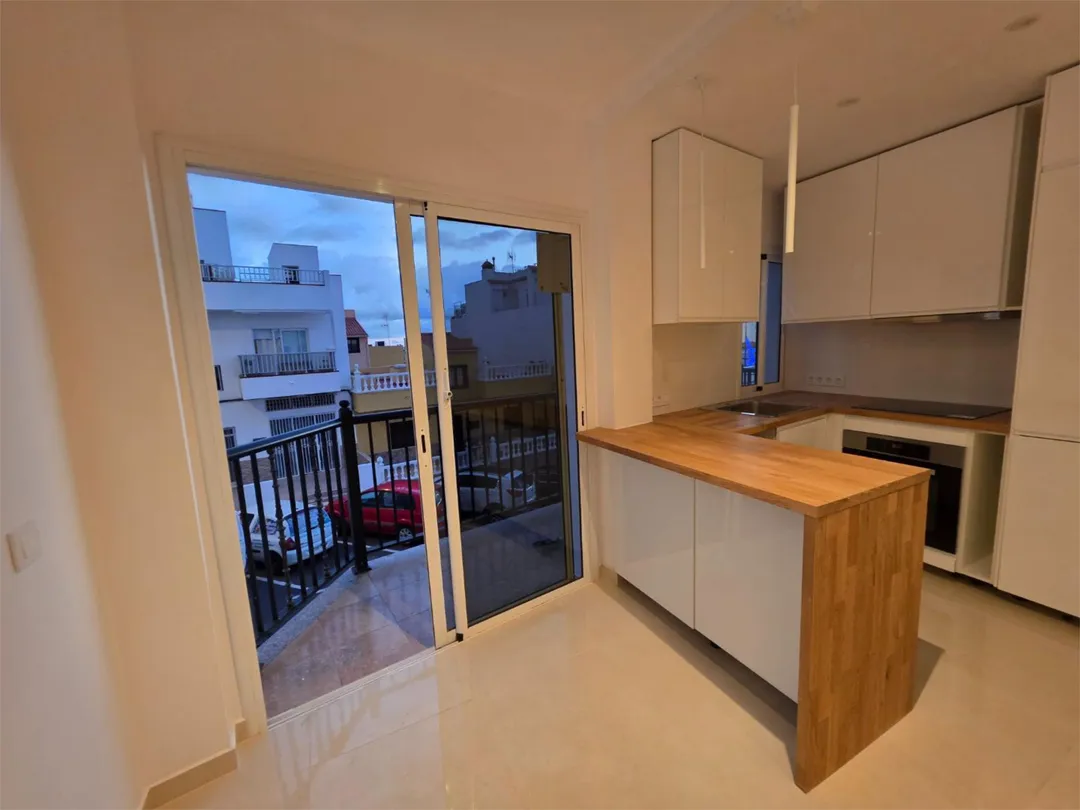 Piso en  Calle Luján Pérez 24 - Foto 8