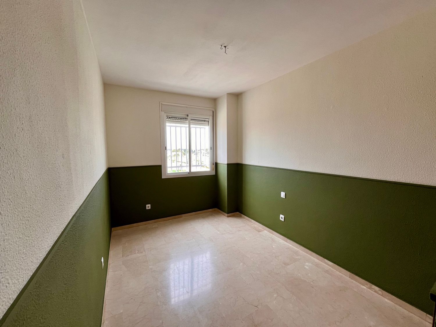 Piso en Urb. residencial los olivares Barrio Parque Alcosa - Foto 13