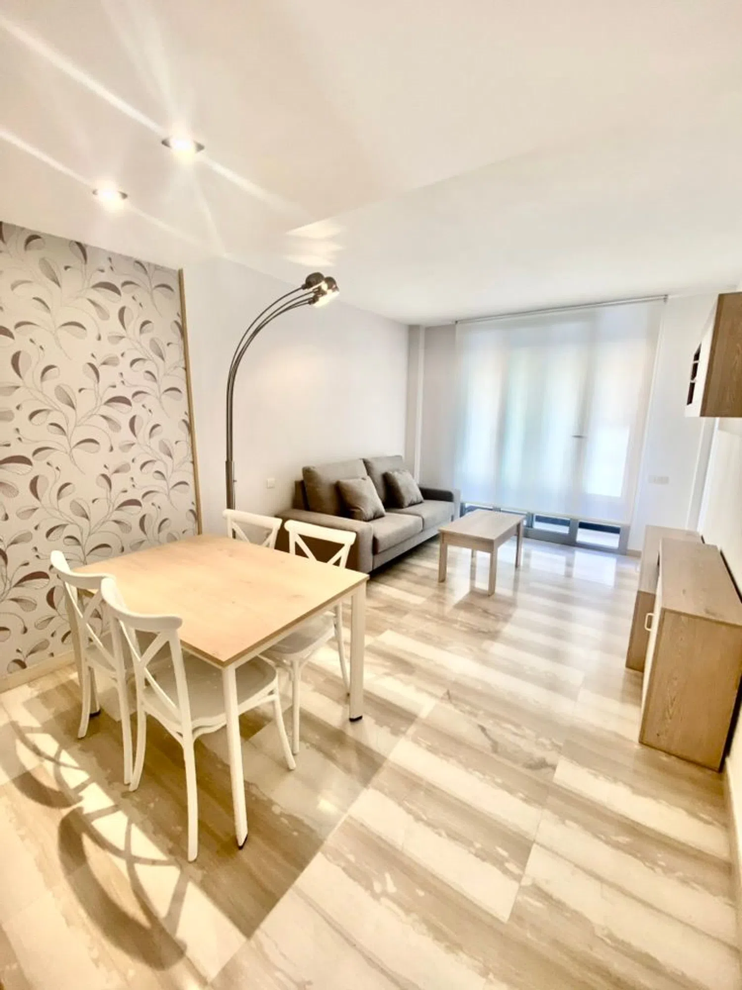 Piso en calle d'Antoni Pons, 3 - Foto 1