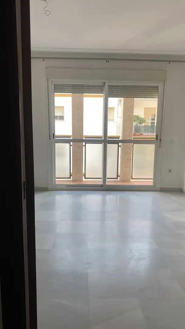 Piso en  Avenida de Ramón y Cajal 22 - Foto 2