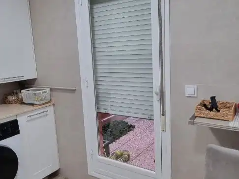 Piso en  Calle María de las Nieves Piedrahita 8 - Foto 2