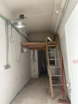 Local comercial en Bellvitge - Foto 3