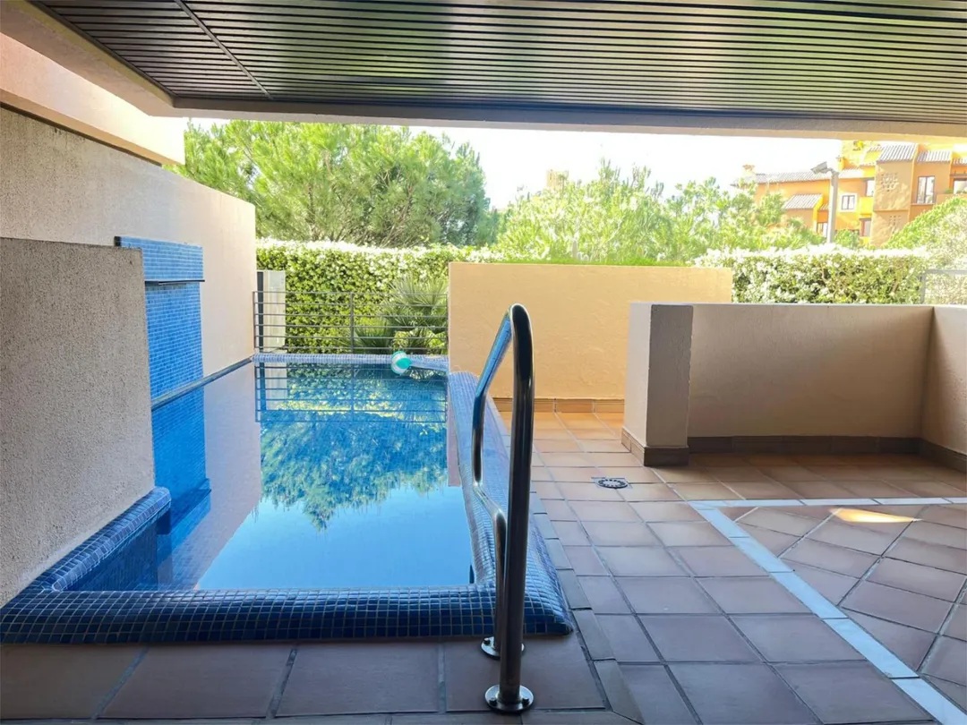 Piso en  Calle del Mare Nostrum 42 - Foto 2