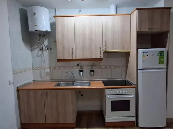 Estudio en calle de la Pirita, 35