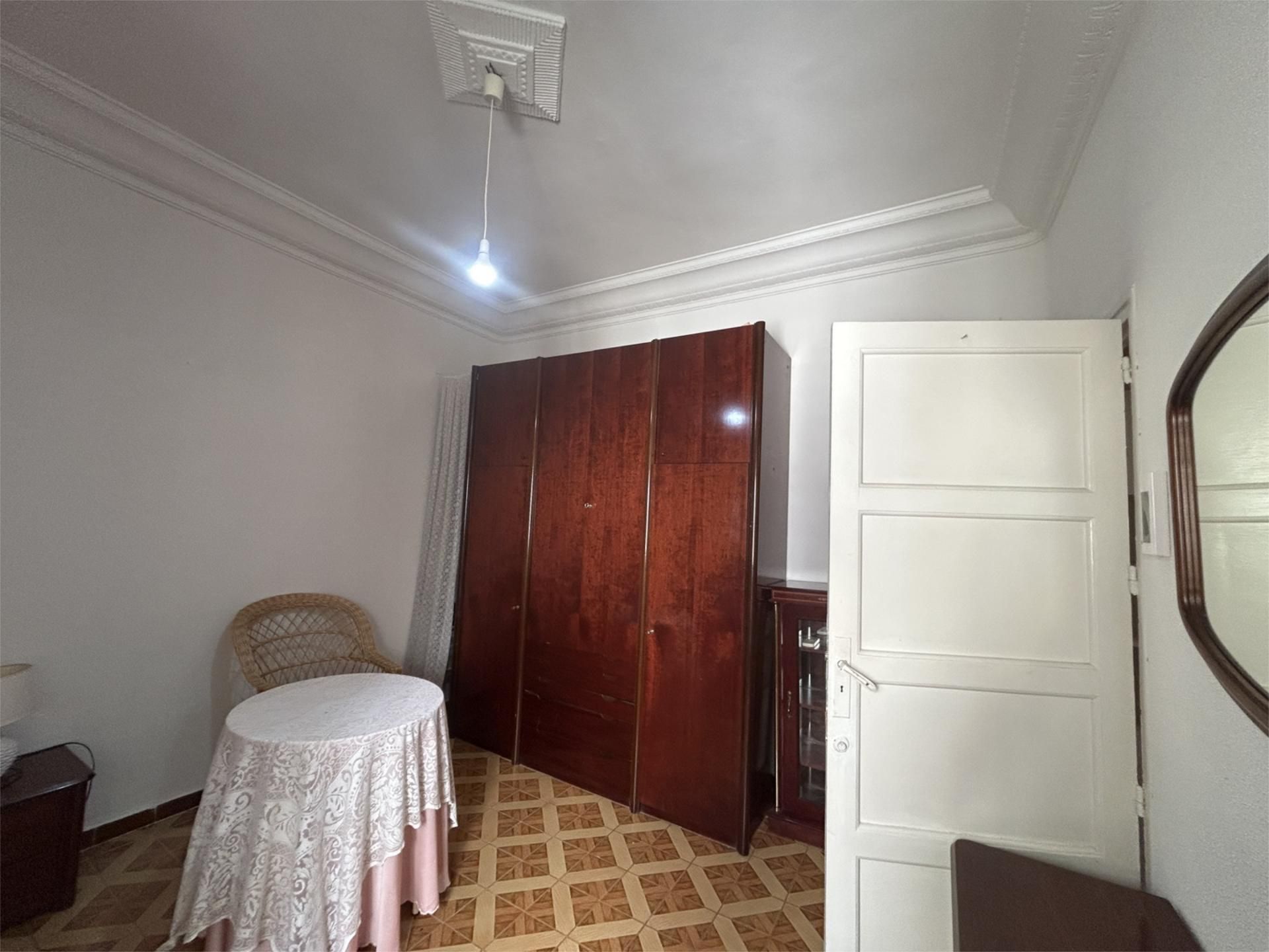 Piso en  Calle de María Zayas 19 - Foto 3