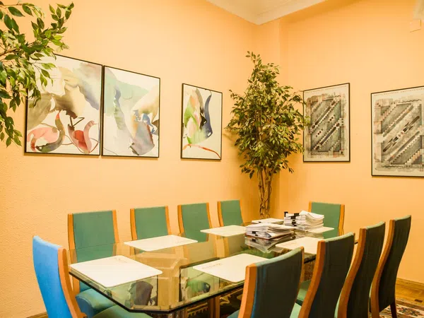 Piso en calle Alcalá, 210