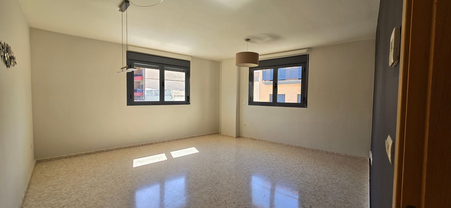 Piso en Calle carles albors, 36 - Foto 2