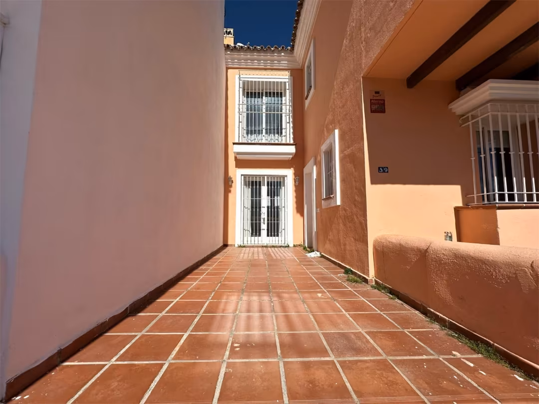Casa adosada en  Urbanización Aloha Lake 20 - Foto 28