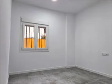 Piso en  Calle Melchor Gallegos 1 - Foto 4