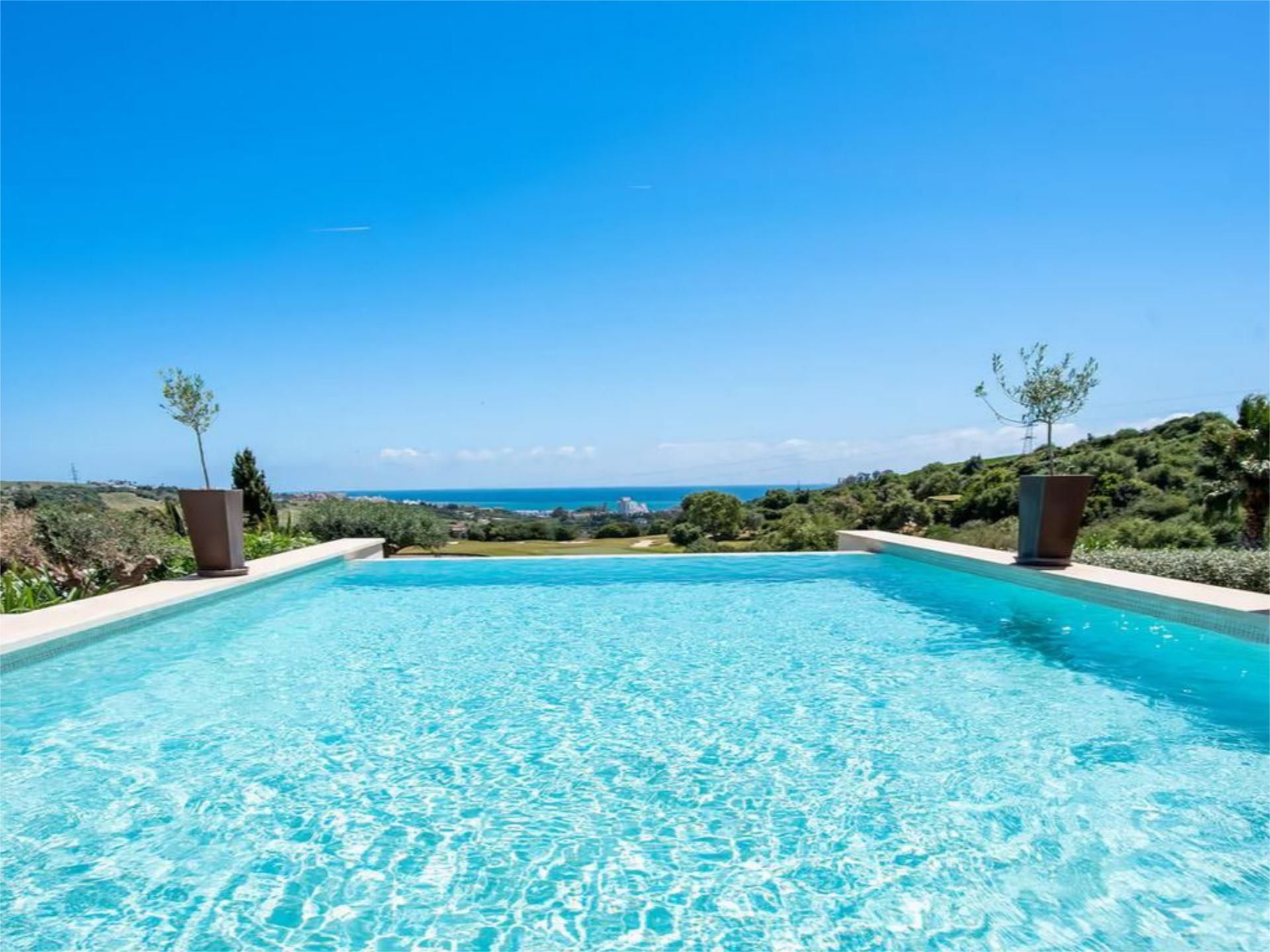 Casa adosada en  Calle el Salvador 299 - Foto 2